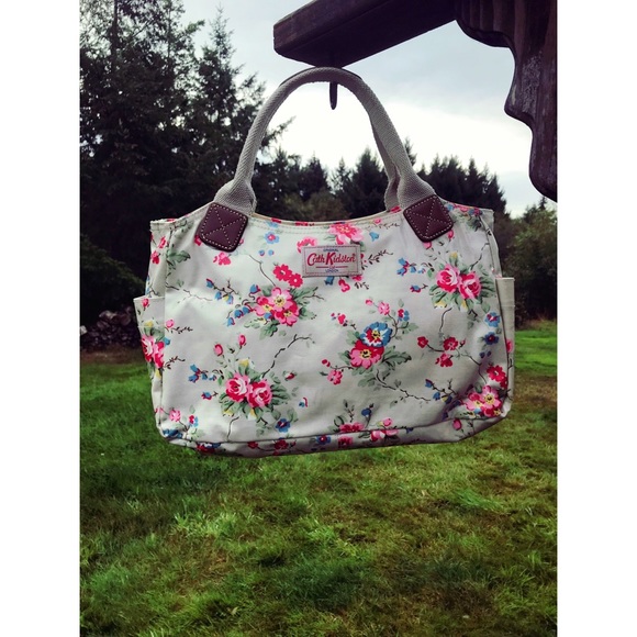 Cath Kidston Handbags - Cath Kidston floral bag